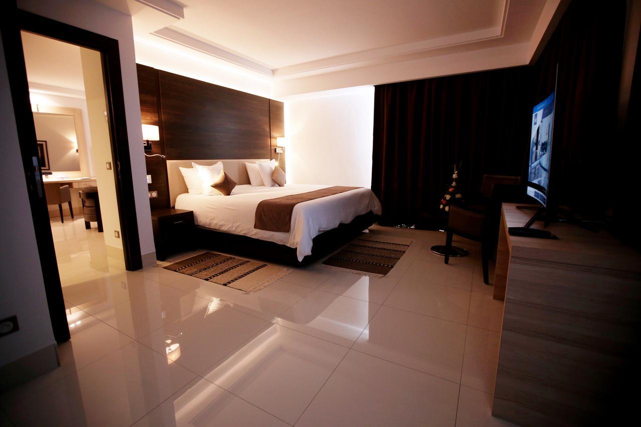 Radisson Hotel Sfax Exterior foto A bedroom at the hotel